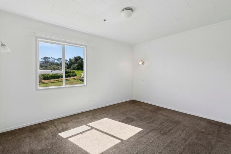 Photo of property in 28 Settlement Road, Kaiwaka, 0573
