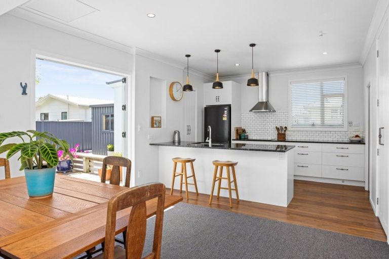 Photo of property in 912 Clive Street, Akina, Hastings, 4122