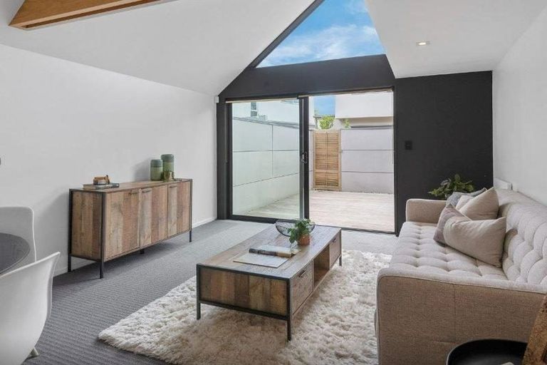 Photo of property in 3/435 Madras Street, St Albans, Christchurch, 8014