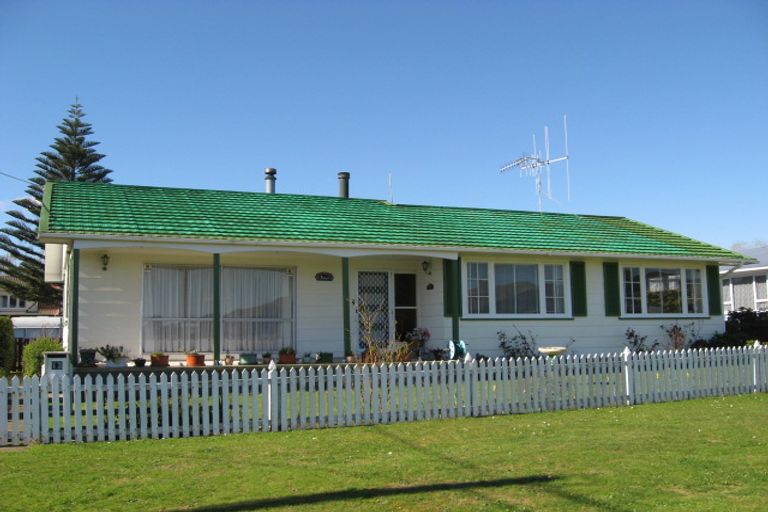 Photo of property in 13 Engles Road, Shannon, 4821