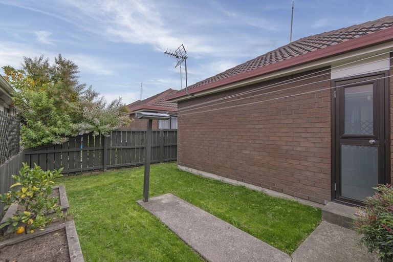 Photo of property in 7/218 Lincoln Road, Addington, Christchurch, 8024