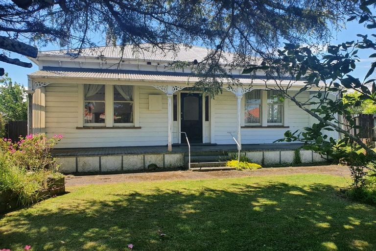 Photo of property in 20 Strange Street, Waitara, 4320