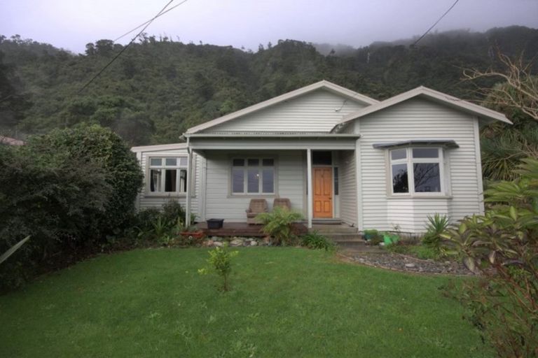 Photo of property in 19 Torea Street, Granity, 7823