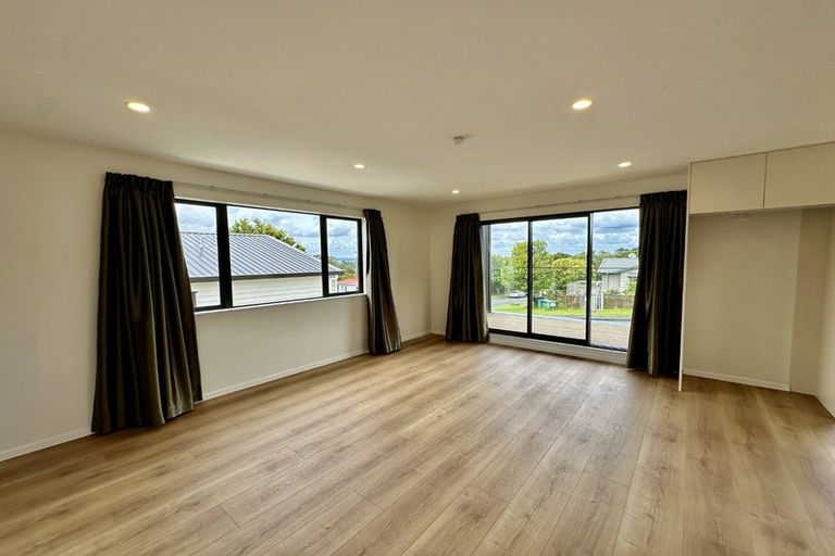 Photo of property in 78a West Harbour Drive, West Harbour, Auckland, 0618