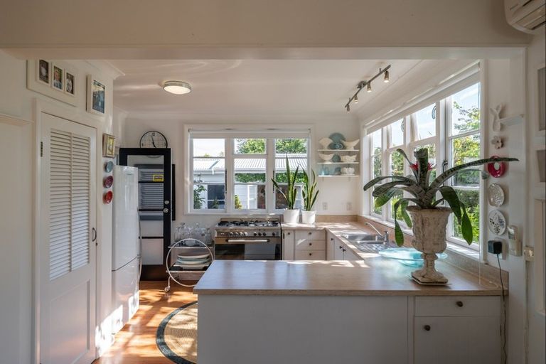 Photo of property in 81 Williams Street, Cambridge, 3434