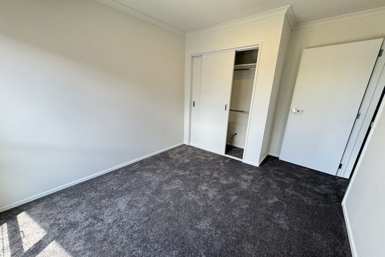 Photo of property in 22d Toru Street, Te Atatu Peninsula, Auckland, 0610
