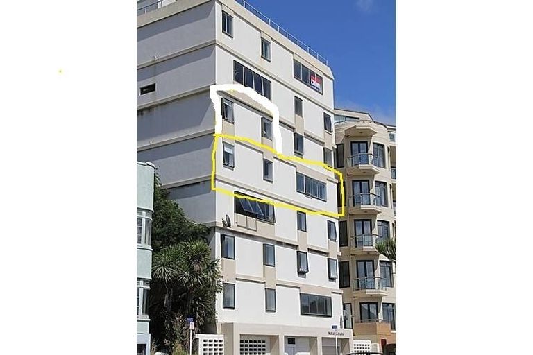 Photo of property in Matai Moana, 3/178 Oriental Parade, Oriental Bay, Wellington, 6011