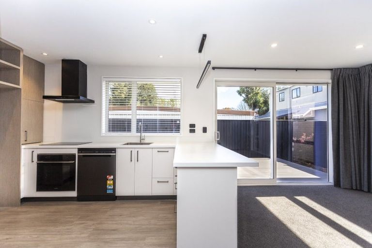 Photo of property in 157 Yaldhurst Road, Sockburn, Christchurch, 8042