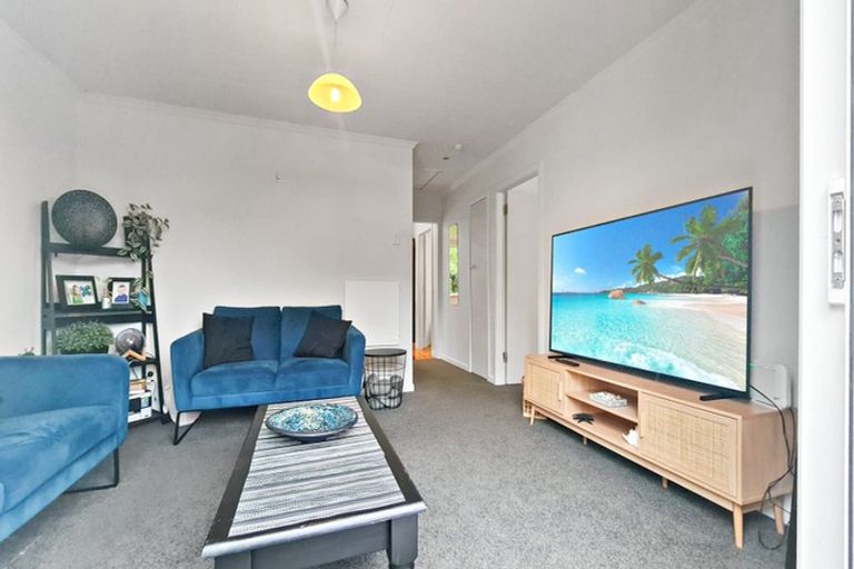 Photo of property in 66 Tarawera Road, Johnsonville, Wellington, 6037