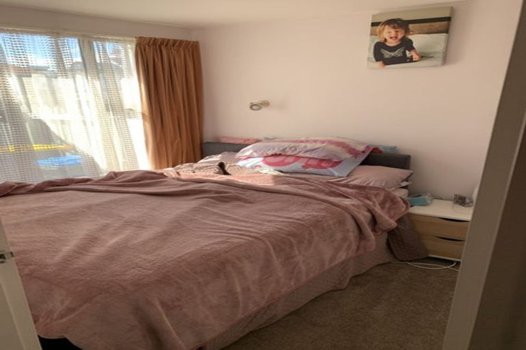 Photo of property in 1/4u Richard Street, Titahi Bay, Porirua, 5022