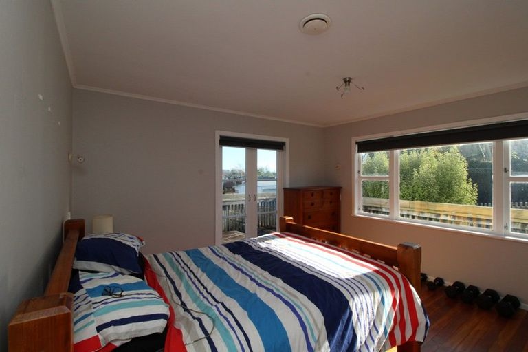 Photo of property in 130 Brooklands Road, Brooklands, New Plymouth, 4310