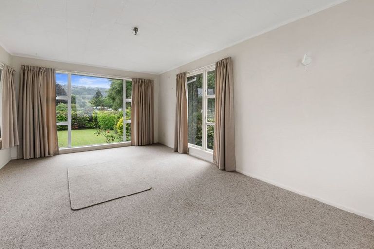 Photo of property in 5 Hugh Avenue, Hamurana, Rotorua, 3097