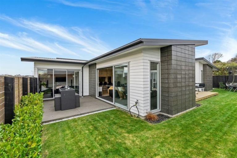Photo of property in 4 Te Kereme Street, Marshland, Christchurch, 8083