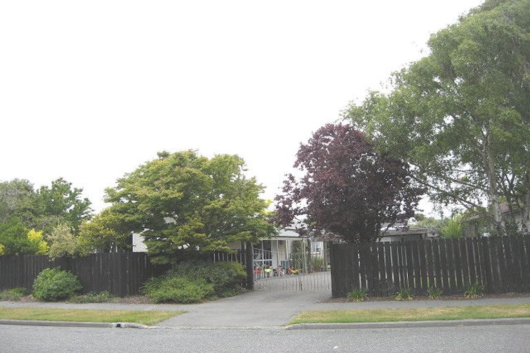 Photo of property in 5 Ingrid Street, Parklands, Christchurch, 8083