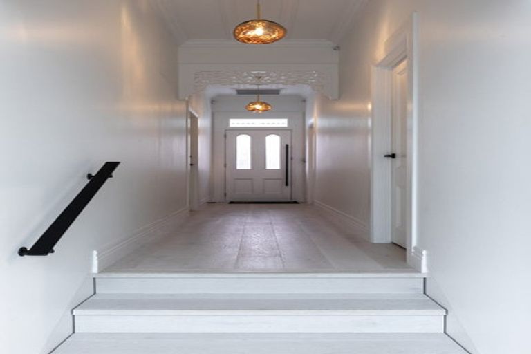 Photo of property in 61 Rose Road, Grey Lynn, Auckland, 1021