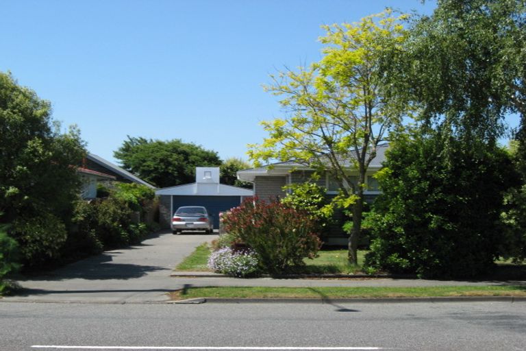 Photo of property in 400 Wairakei Road, Burnside, Christchurch, 8053