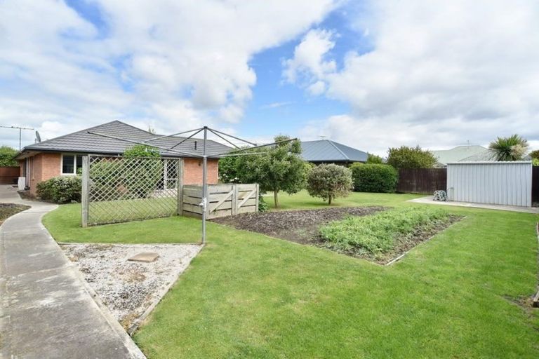 Photo of property in 14 Goodwood Close, Rangiora, 7400