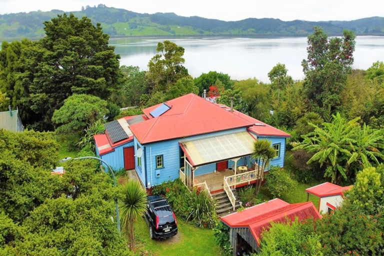 Photo of property in 4 Church Street, Kohukohu, 0491