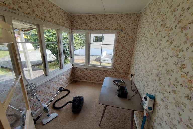 Photo of property in 90 Fairfax Street, Murchison, 7007