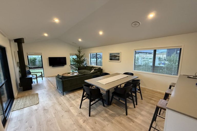 Photo of property in 8 Barn Road, Jacks Point, 9371