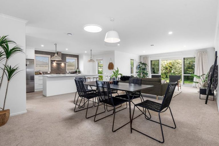 Photo of property in 22 Wairau Drive, Tikipunga, Whangarei, 0112