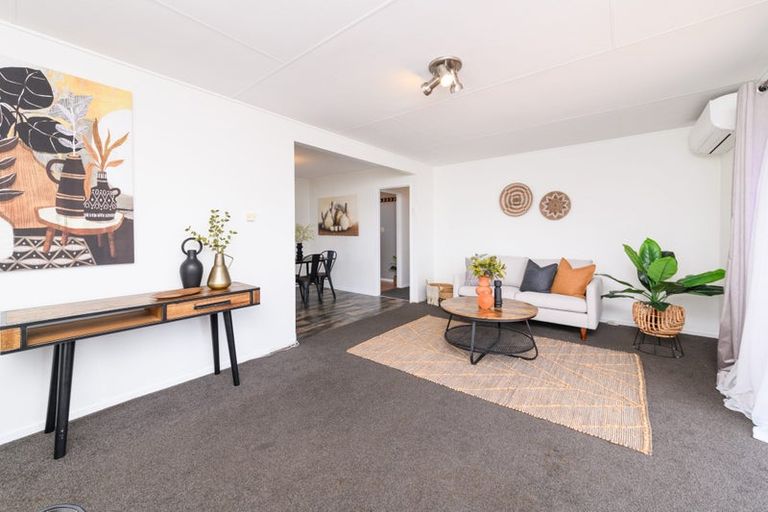Photo of property in 36 Acacia Street, Kelvin Grove, Palmerston North, 4414