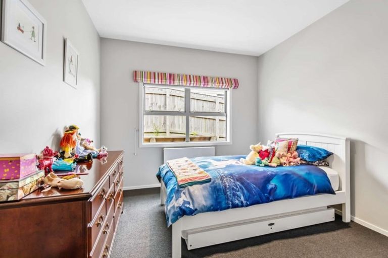 Photo of property in 20 Paparoa Crescent, Aotea, Porirua, 5024