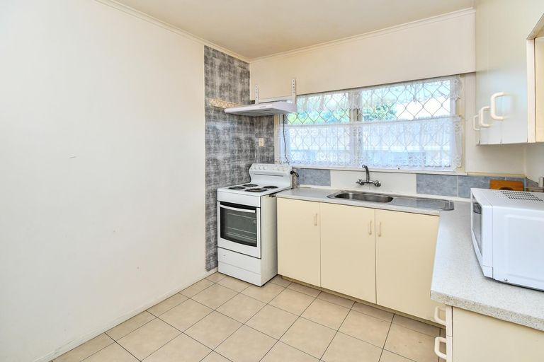 Photo of property in 3/35 Wallace Road, Papatoetoe, Auckland, 2025
