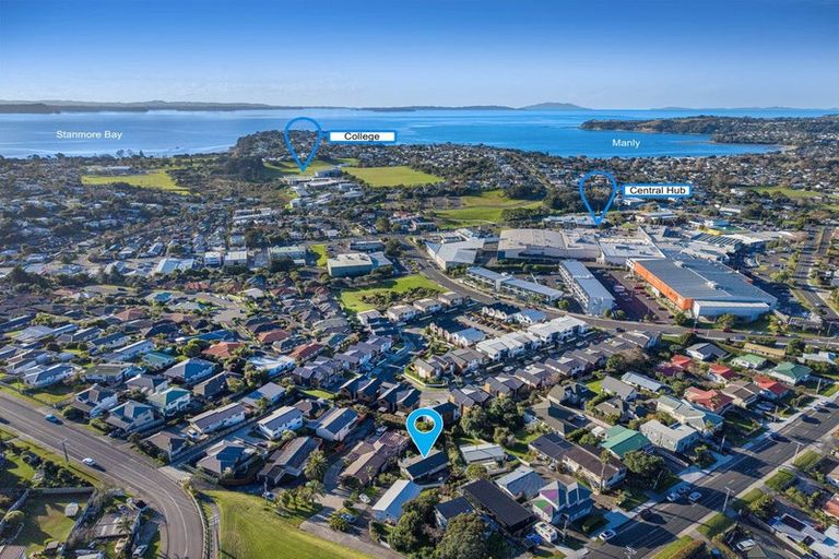 Photo of property in 3a Rishworth Avenue, Stanmore Bay, Whangaparaoa, 0932