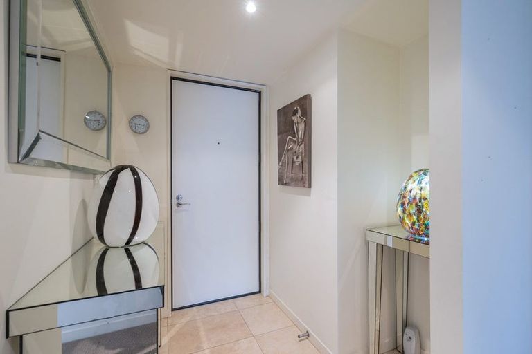 Photo of property in Waterfront Apartments, 3/309 Wakefield Quay, Stepneyville, Nelson, 7010