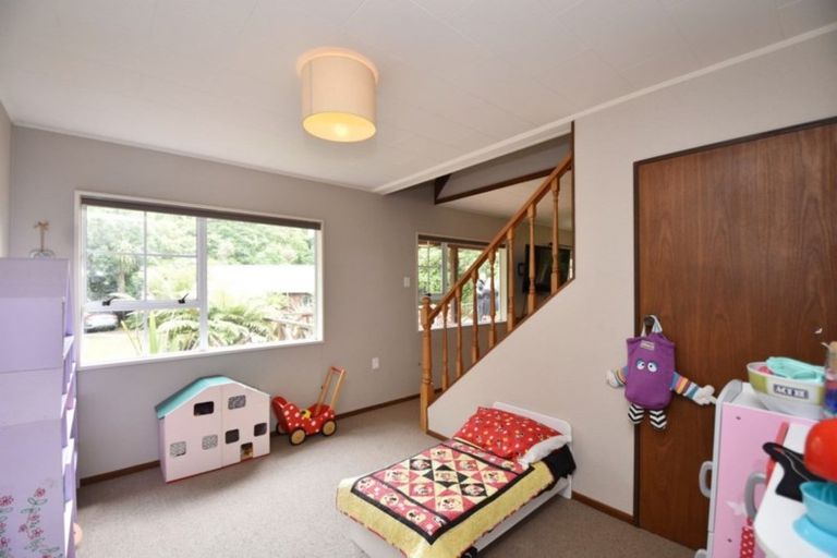 Photo of property in 33 Korimako Avenue, Otatara, Invercargill, 9879