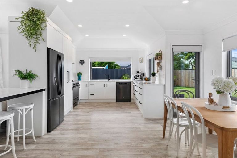 Photo of property in 27 Seychelles Drive, Papamoa Beach, Papamoa, 3118