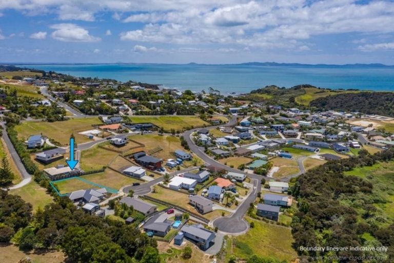 Photo of property in 11 Frangipani Street, Cable Bay, 0420