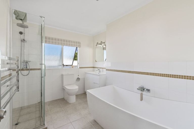 Photo of property in 1209 Whangaparaoa Road, Gulf Harbour, Whangaparaoa, 0930