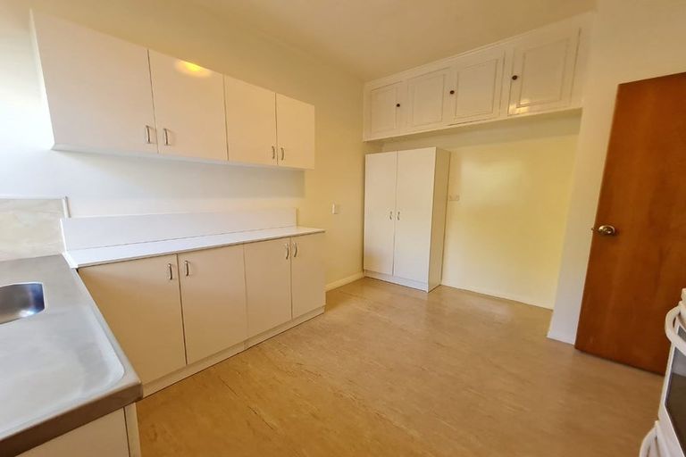 Photo of property in 2/978 Colombo Street, St Albans, Christchurch, 8014