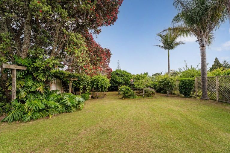 Photo of property in 54 Oyster Drive, Cooks Beach, Whitianga, 3591