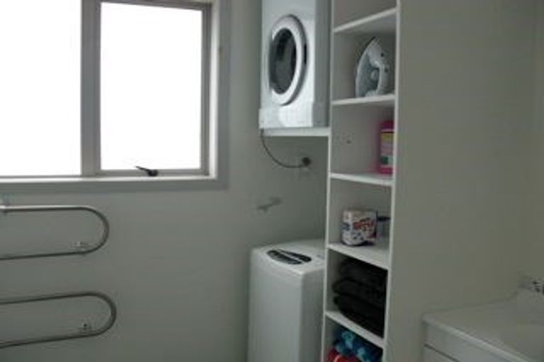 Photo of property in 2/48 Hawai Street, Two Mile Bay, Taupo, 3330