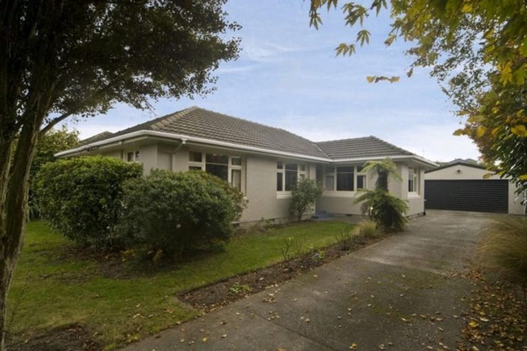 Photo of property in 45 Charlcott Street, Burnside, Christchurch, 8053