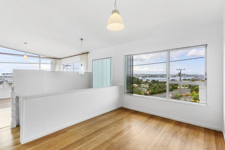 Photo of property in 3 Huka Road, Birkenhead, Auckland, 0626