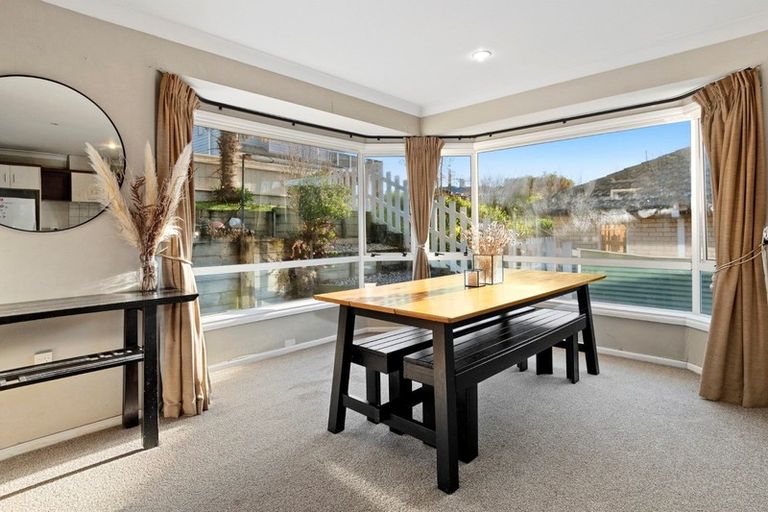 Photo of property in 2 Harbourside Way, Welcome Bay, Tauranga, 3112