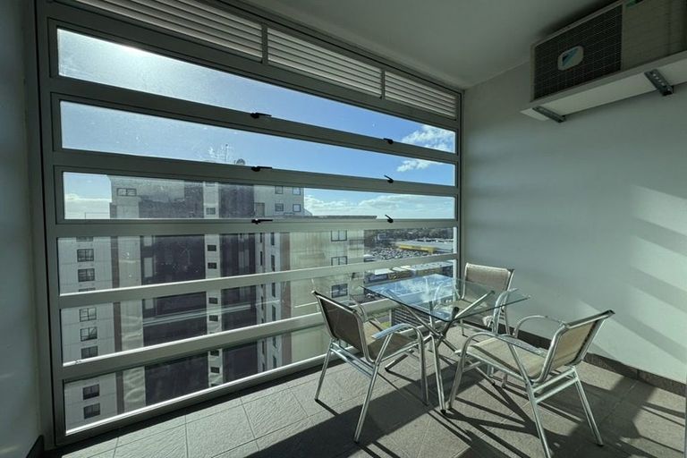 Photo of property in Proximity Apartments, 1303/17 Osterley Way, Manukau, Auckland, 2104