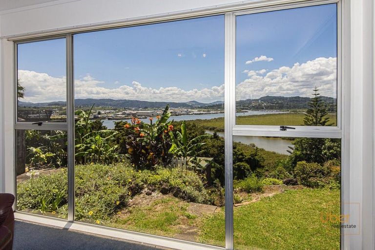 Photo of property in 50 George Point Road, Onerahi, Whangarei, 0110