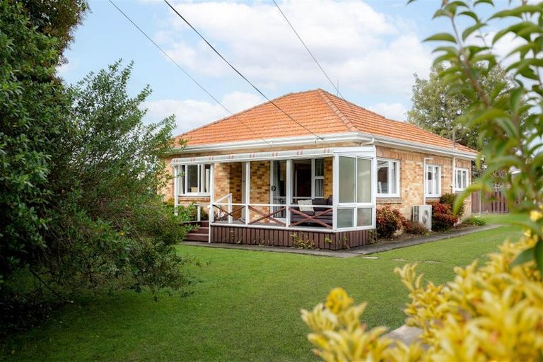 Photo of property in 17 Verel Street, Fairfield, Hamilton, 3214