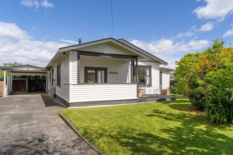 Photo of property in 74 Naples Street, Martinborough, 5711