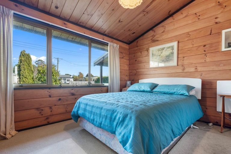 Photo of property in 13 Humphries Street, Greytown, 5712