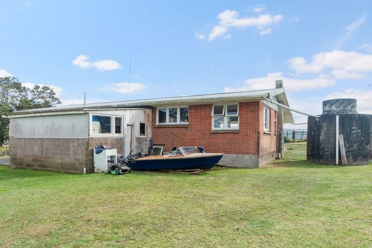 Photo of property in 19 Settlement Road, Kawakawa, 0210