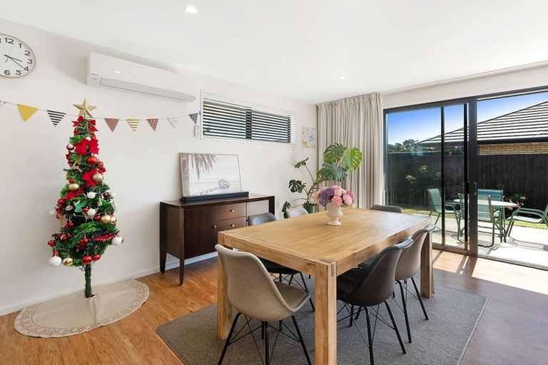 Photo of property in 24 Mary Carpenter Avenue, Yaldhurst, Christchurch, 8042