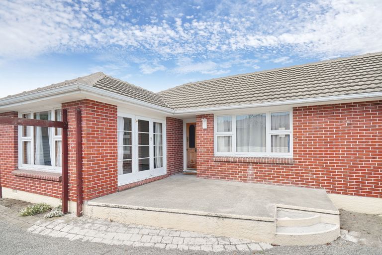 Photo of property in 76 Teesdale Street, Burnside, Christchurch, 8053