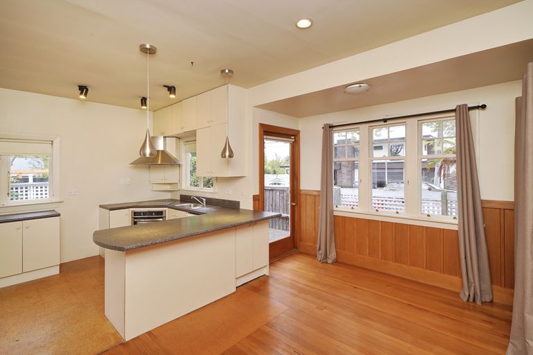 Photo of property in 432 Papanui Road, Strowan, Christchurch, 8052