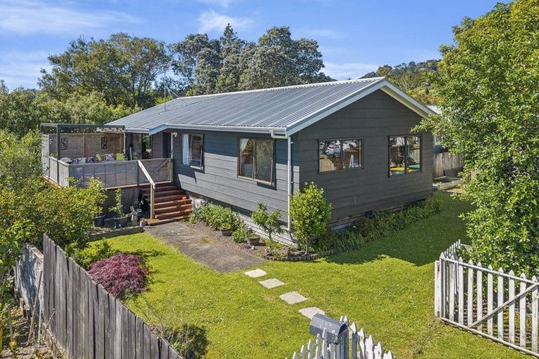 Photo of property in 42 Withers Road, Glen Eden, Auckland, 0602